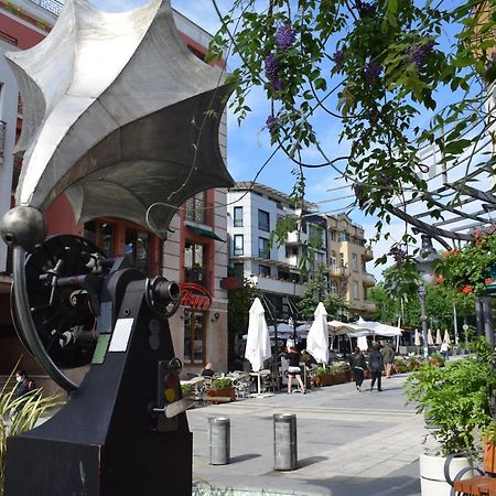 Top Center Apartment Gramophone With Private Parking Burgas Luaran gambar
