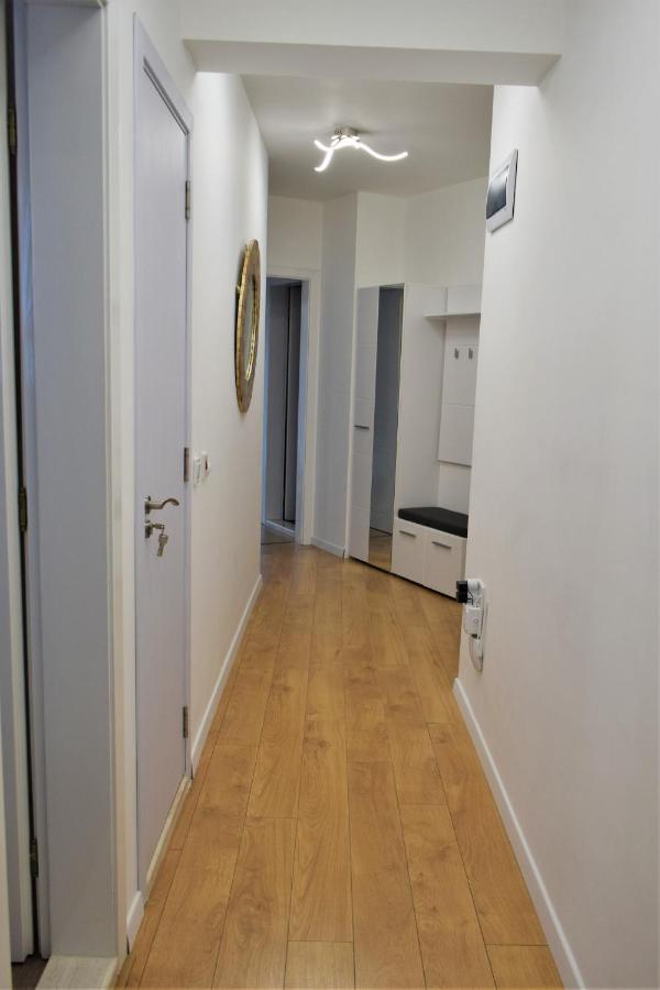 Top Center Apartment Gramophone With Private Parking Burgas Luaran gambar