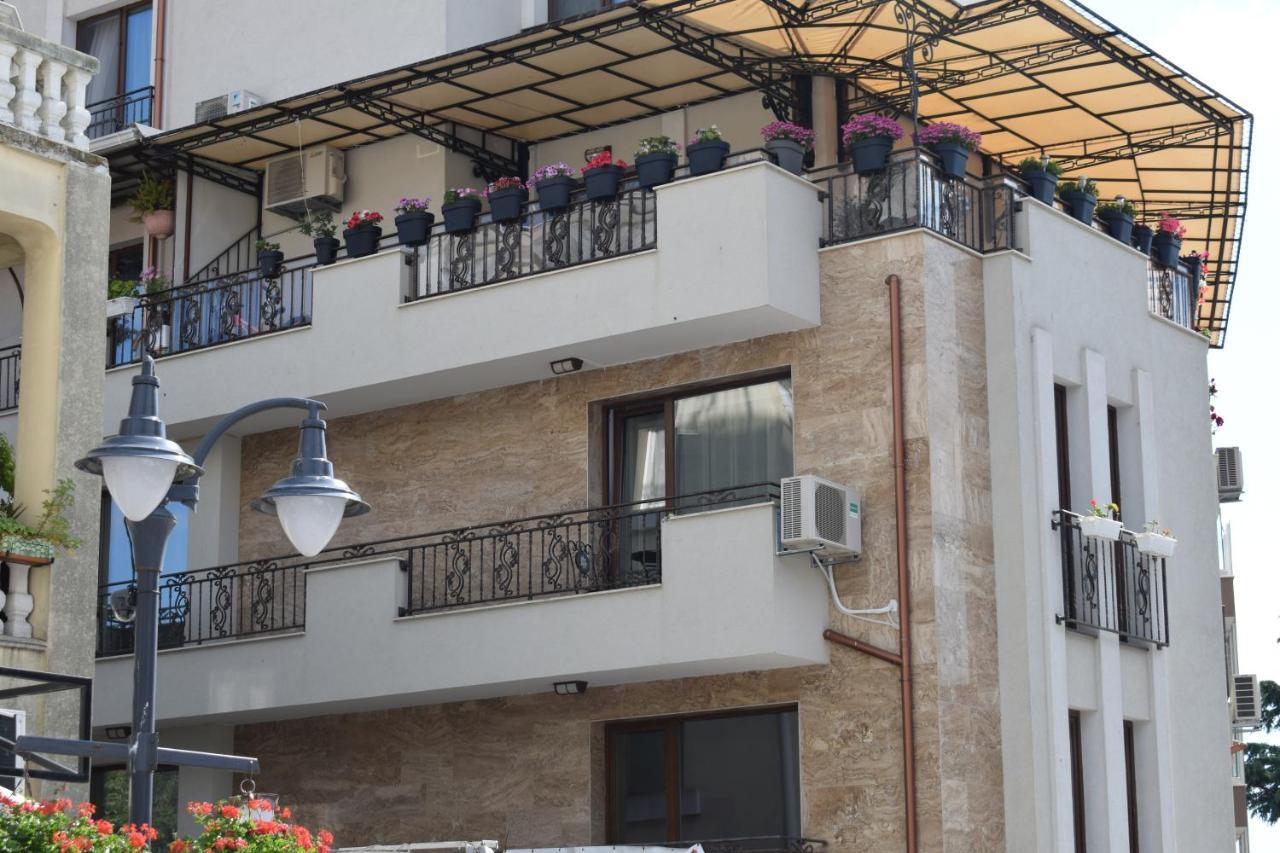 Top Center Apartment Gramophone With Private Parking Burgas Luaran gambar